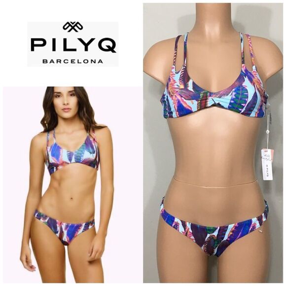 PILYQ Reversible bikini set. L-bottoms/D-top - Picture 1 of 16